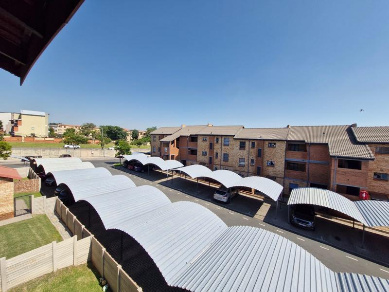 To Let 2 Bedroom Property for Rent in Noordwyk Gauteng