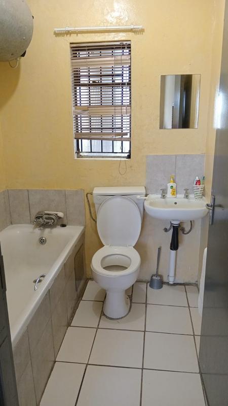 2 Bedroom Property for Sale in Jabulani Gauteng