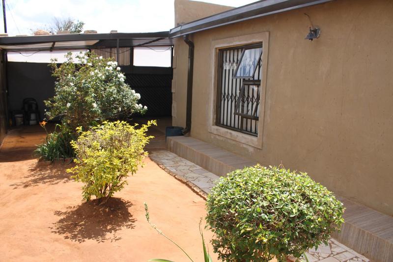 1 Bedroom Property for Sale in Braamfischerville Gauteng