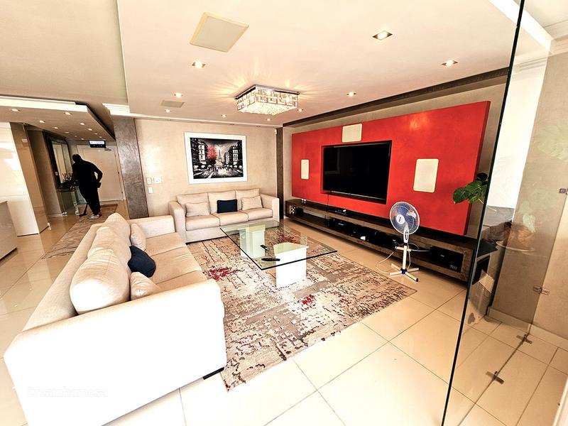 To Let 3 Bedroom Property for Rent in Sandton Central Gauteng