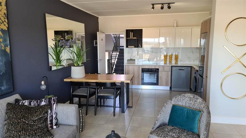 To Let 2 Bedroom Property for Rent in Waterfall Gauteng