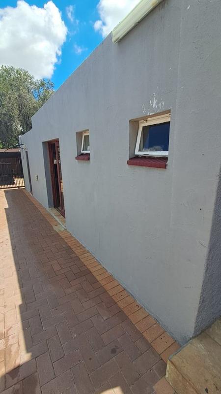 To Let 1 Bedroom Property for Rent in Kensington Gauteng