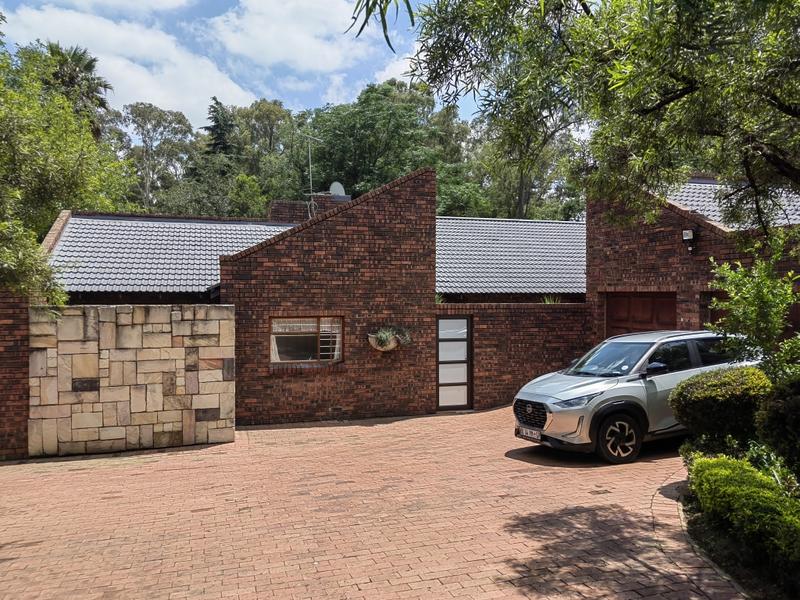 To Let 3 Bedroom Property for Rent in Bryanston Gauteng