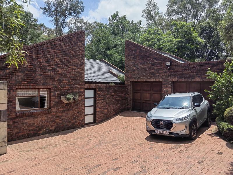 To Let 3 Bedroom Property for Rent in Bryanston Gauteng