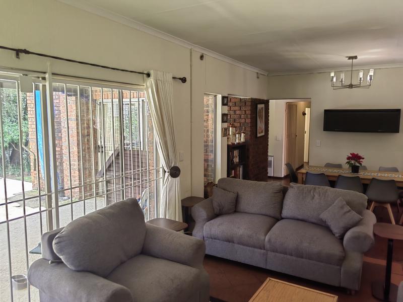 To Let 3 Bedroom Property for Rent in Bryanston Gauteng