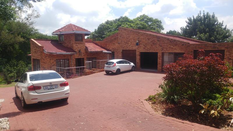 5 Bedroom Property for Sale in Amandasig Gauteng