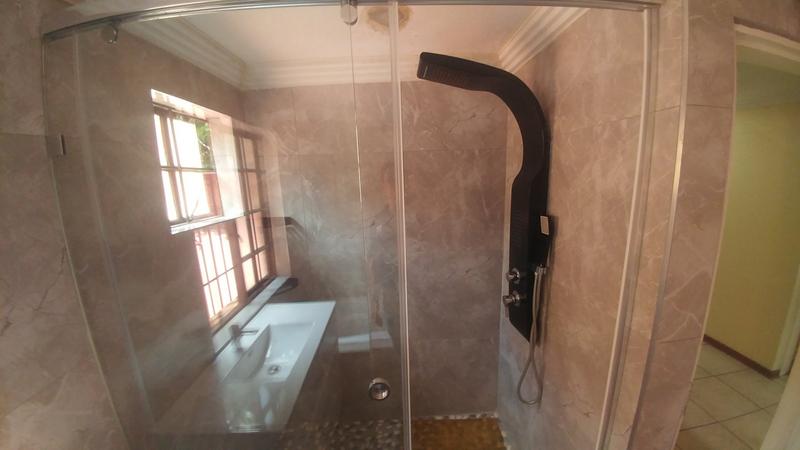 5 Bedroom Property for Sale in Amandasig Gauteng