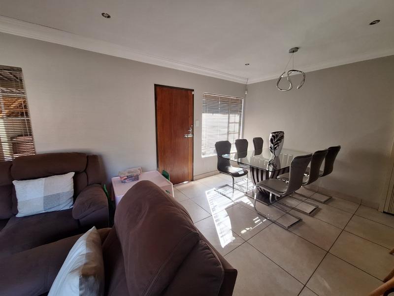 3 Bedroom Property for Sale in Hesteapark Gauteng