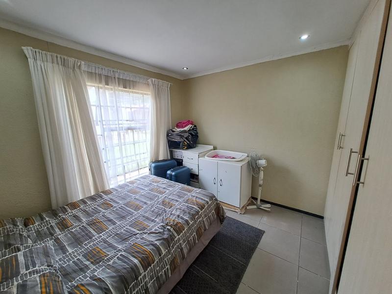 3 Bedroom Property for Sale in Heatherview Gauteng