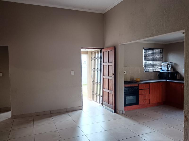 2 Bedroom Property for Sale in Heatherview Gauteng