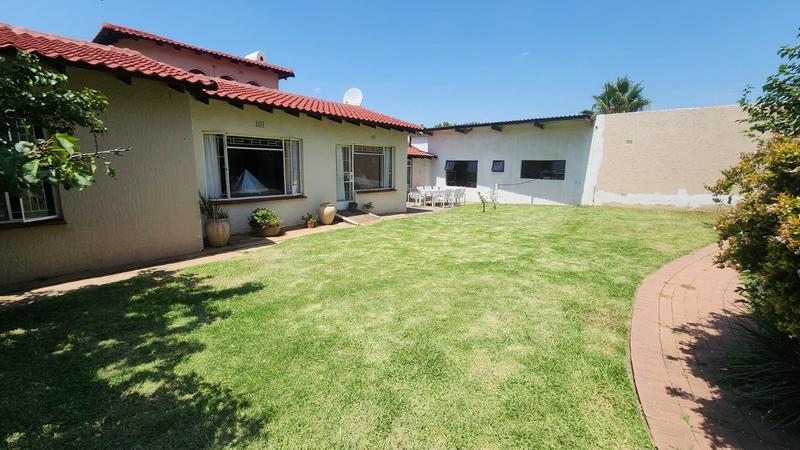 3 Bedroom Property for Sale in Alberante Gauteng