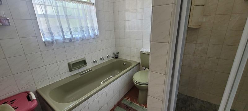 3 Bedroom Property for Sale in Brackendowns Gauteng