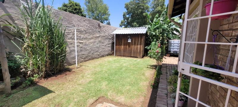 3 Bedroom Property for Sale in Brackendowns Gauteng