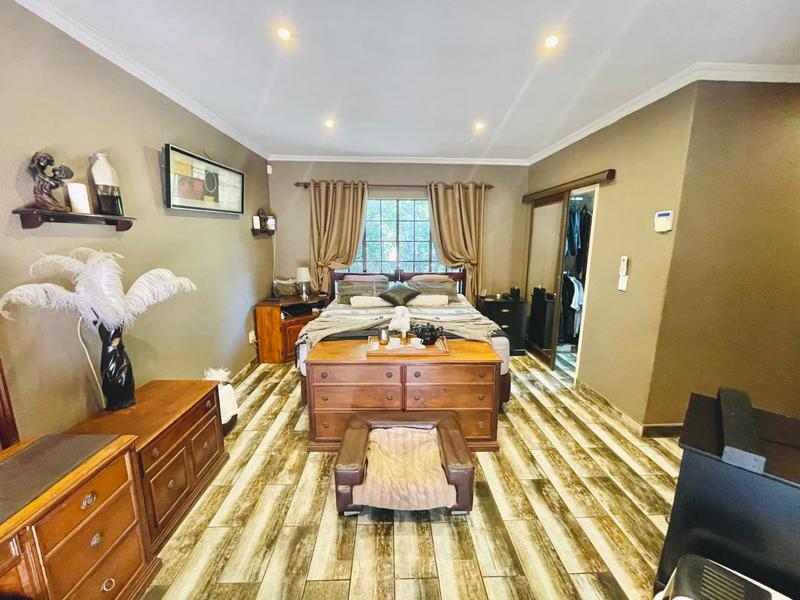 4 Bedroom Property for Sale in Brackenhurst Gauteng