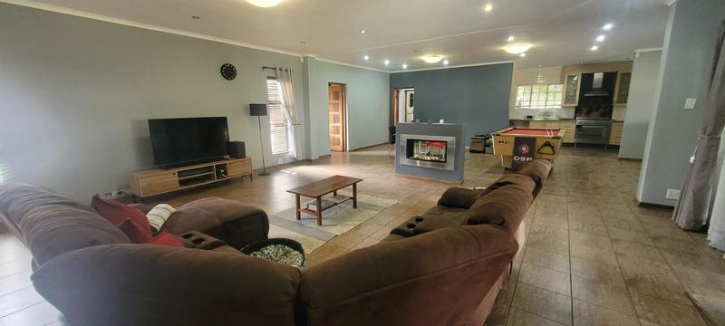 4 Bedroom Property for Sale in Brackenhurst Gauteng