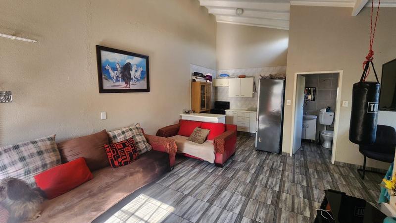 2 Bedroom Property for Sale in Meyersdal Gauteng