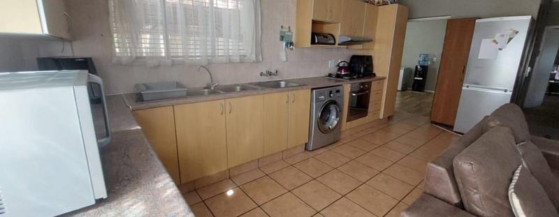 4 Bedroom Property for Sale in Randhart Gauteng