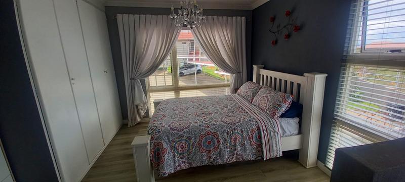 3 Bedroom Property for Sale in South Crest Gauteng