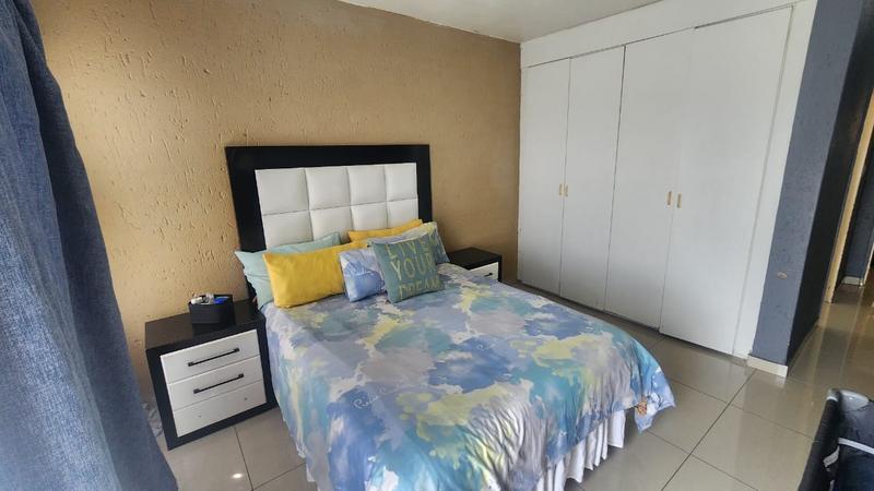 2 Bedroom Property for Sale in Glenvista Gauteng