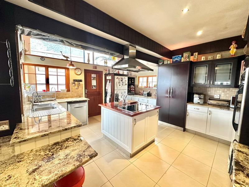 4 Bedroom Property for Sale in Oakdene Gauteng