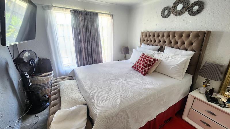 3 Bedroom Property for Sale in Bassonia Estate Gauteng