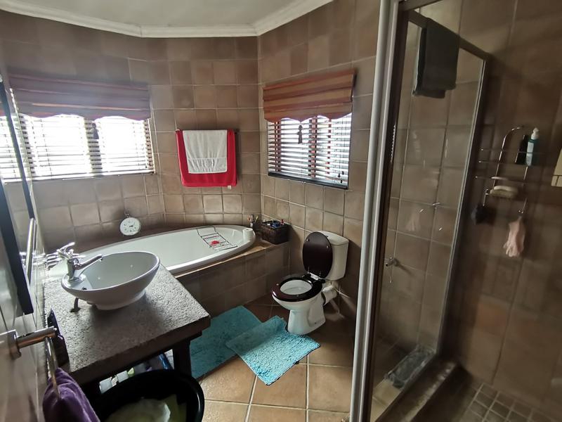 4 Bedroom Property for Sale in Emfuleni Golf Estate Gauteng