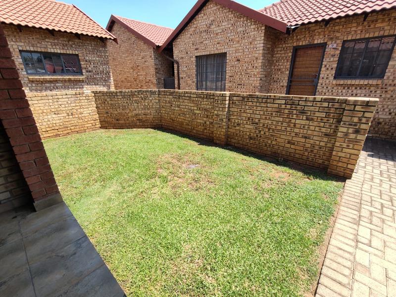 2 Bedroom Property for Sale in Meyerton Central Gauteng