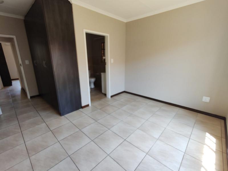 2 Bedroom Property for Sale in Meyerton Central Gauteng