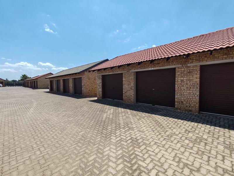 2 Bedroom Property for Sale in Meyerton Central Gauteng