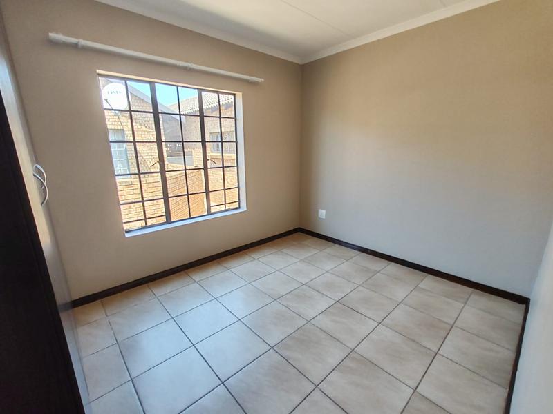 2 Bedroom Property for Sale in Meyerton Central Gauteng