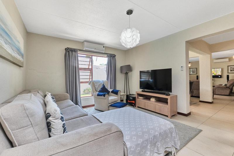 3 Bedroom Property for Sale in Sunninghill Gauteng