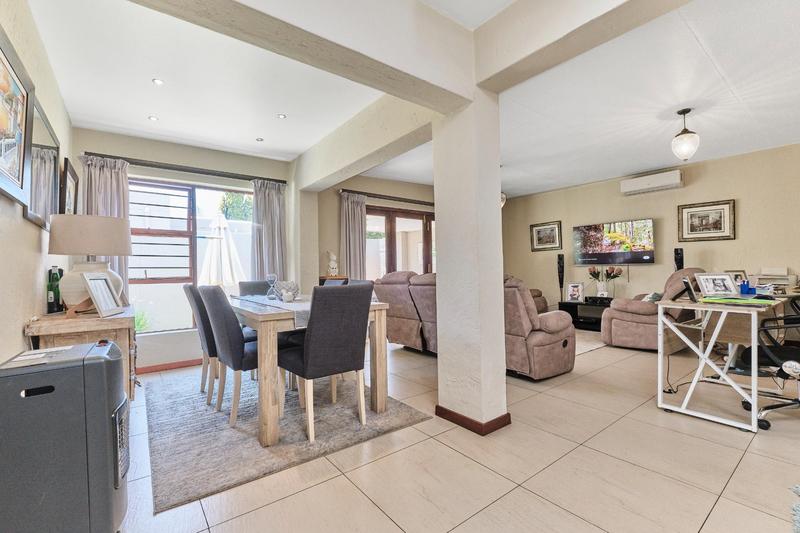 3 Bedroom Property for Sale in Sunninghill Gauteng