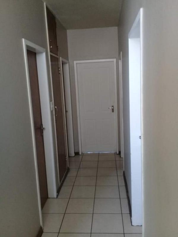 3 Bedroom Property for Sale in Sunnyside Gauteng