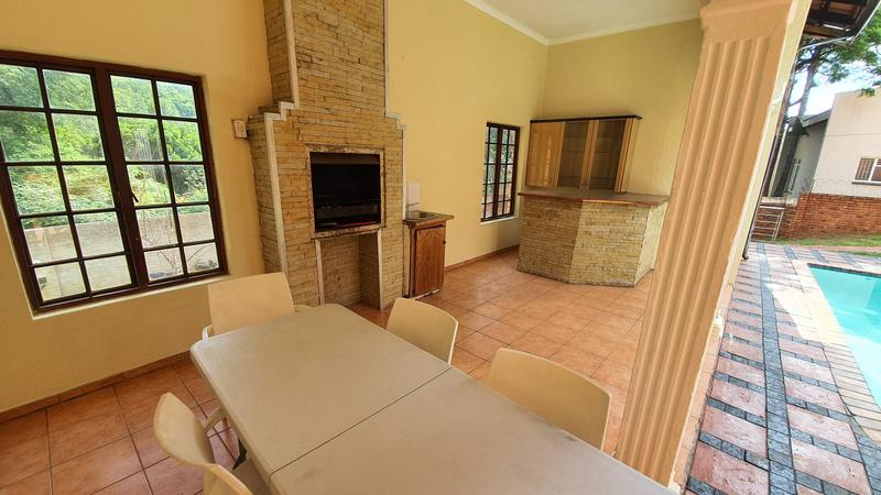 5 Bedroom Property for Sale in Amandasig Gauteng