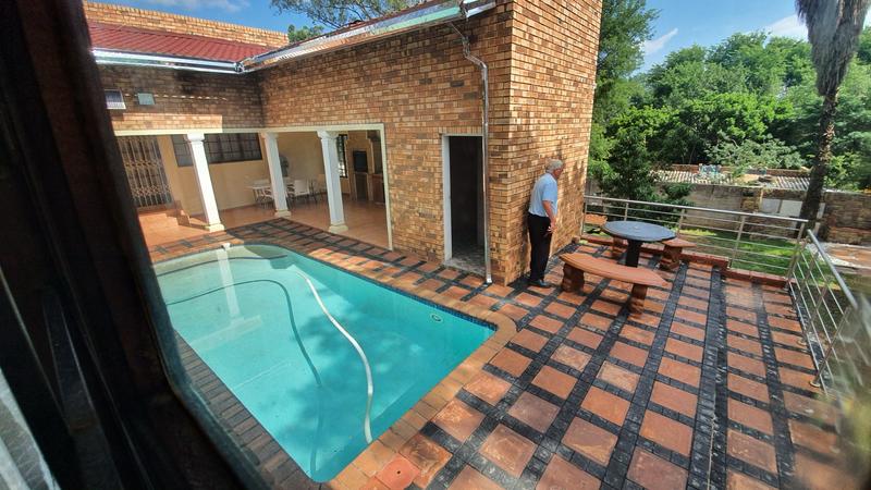 5 Bedroom Property for Sale in Amandasig Gauteng