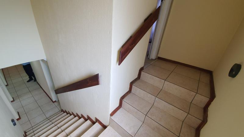 5 Bedroom Property for Sale in Amandasig Gauteng