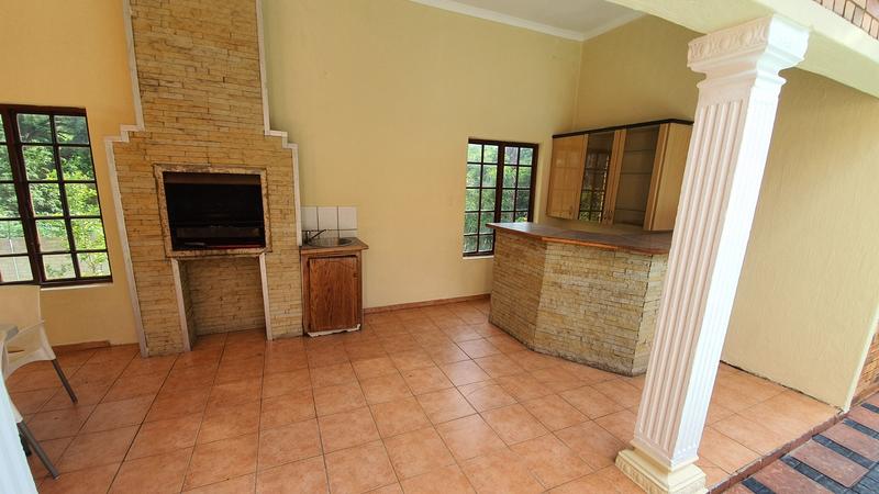 5 Bedroom Property for Sale in Amandasig Gauteng