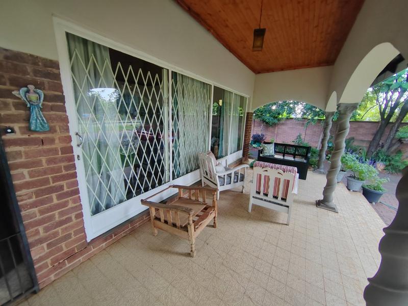 3 Bedroom Property for Sale in Dorandia Gauteng