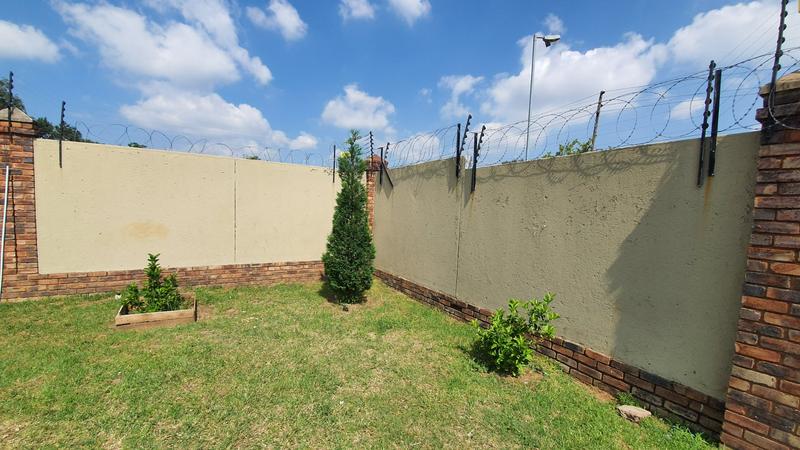 3 Bedroom Property for Sale in Heatherview Gauteng