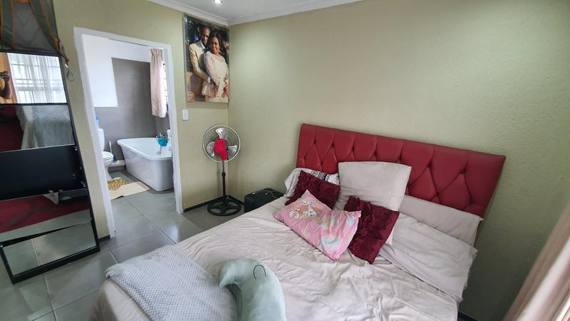 3 Bedroom Property for Sale in Heatherview Gauteng