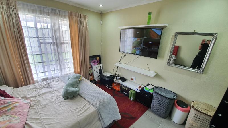 3 Bedroom Property for Sale in Heatherview Gauteng