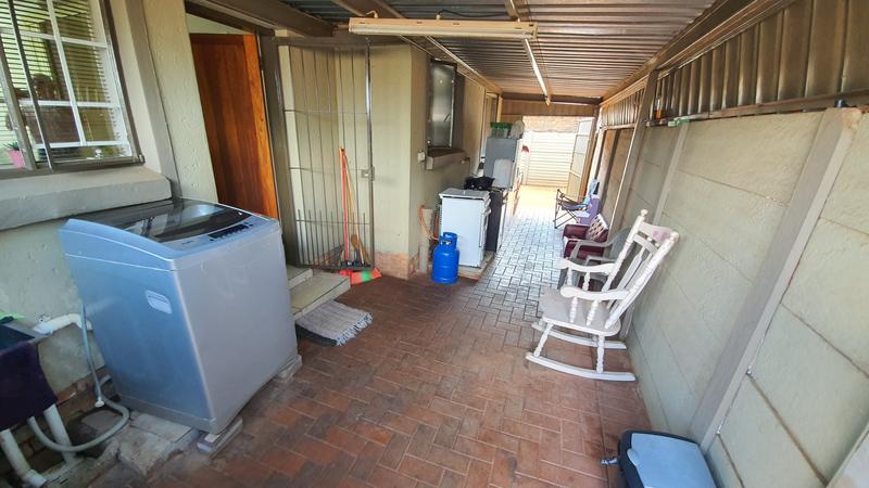 3 Bedroom Property for Sale in Hesteapark Gauteng