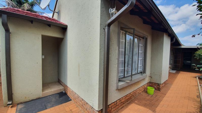 3 Bedroom Property for Sale in Hesteapark Gauteng