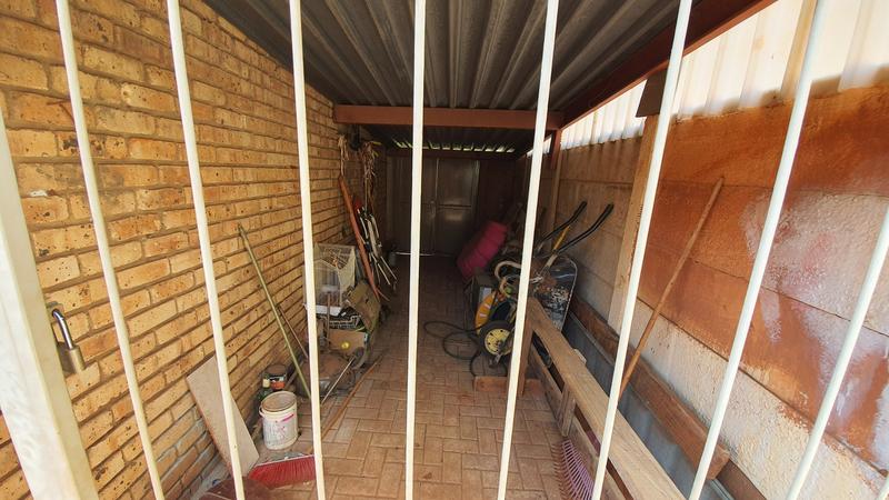 3 Bedroom Property for Sale in Hesteapark Gauteng