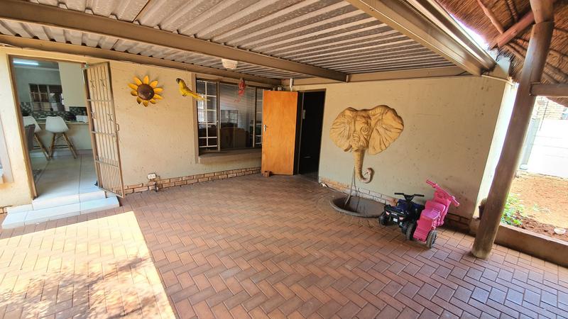 3 Bedroom Property for Sale in Hesteapark Gauteng