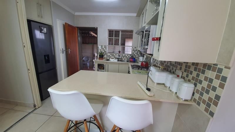 3 Bedroom Property for Sale in Hesteapark Gauteng