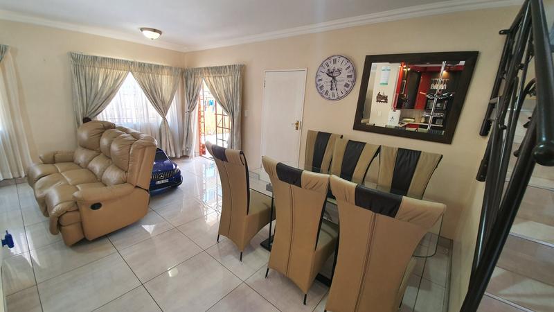 4 Bedroom Property for Sale in Pretoria North Gauteng