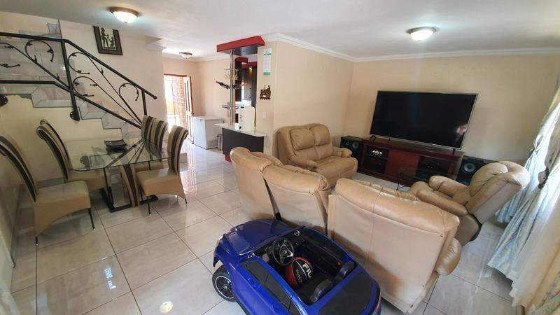 4 Bedroom Property for Sale in Pretoria North Gauteng