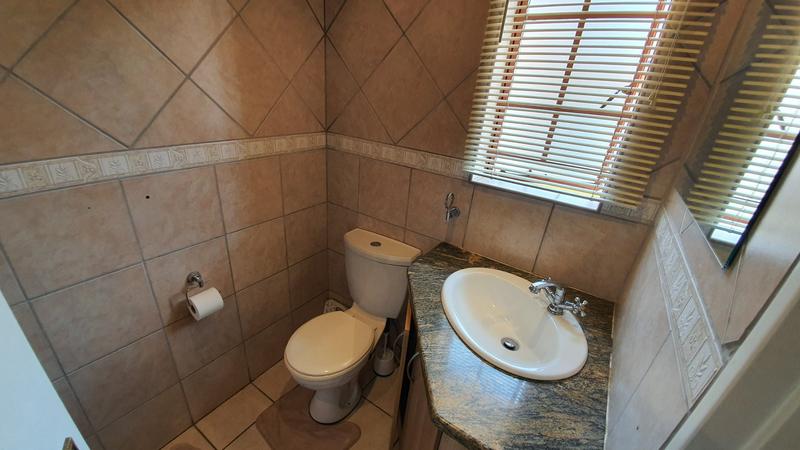 4 Bedroom Property for Sale in Pretoria North Gauteng