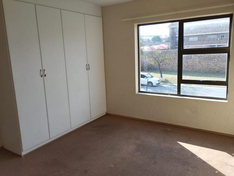 To Let 2 Bedroom Property for Rent in Germiston South Gauteng